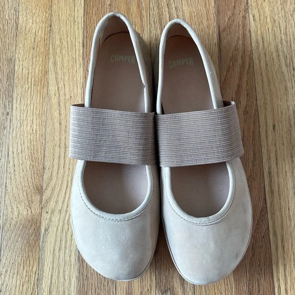 Camper Beige Flats with Elastic Strap - Picture 2 of 8